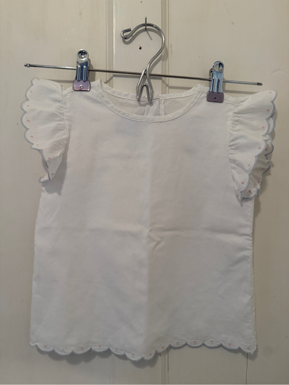 Bella Bliss Girls White Flutter Sleeve Top • Size 4